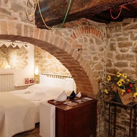 B&B Borgo Di Oliveto - Appartamenti Con Cucina Civitella in Val di Chiana Exterior photo