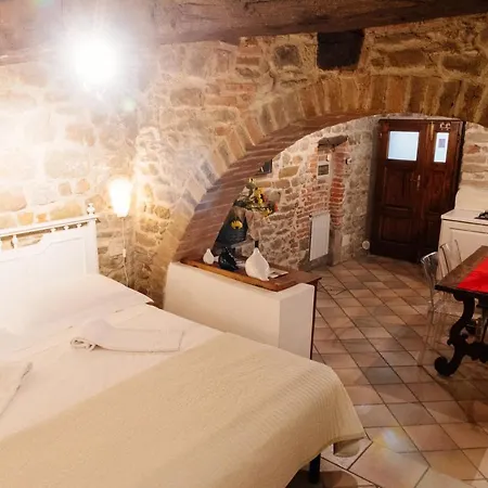 B&B Borgo Di Oliveto - Appartamenti Con Cucina Civitella in Val di Chiana Exterior photo